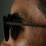 JIFUSAN #4. GLOSS BLACK × DARK GREY