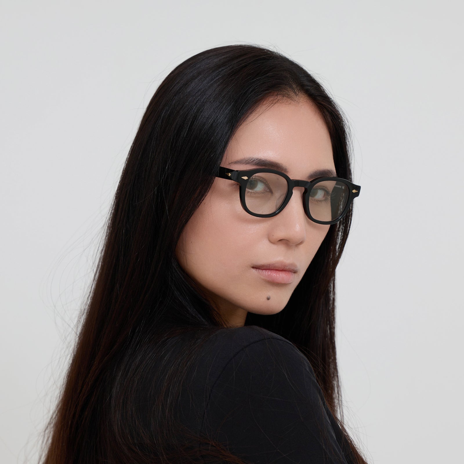 OWN #18 BLACK / CLEAR to GREY (調光) NOCHINO #2. GLOSS BLACK