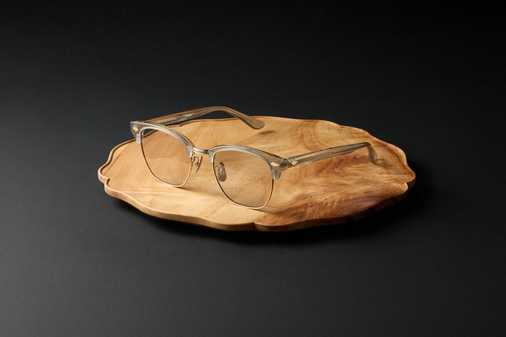 YUGEN #8. RIKYU SHIRACHA & CHAMPAGNE GOLD × LIGHT BROWN to D.GREY (調光)