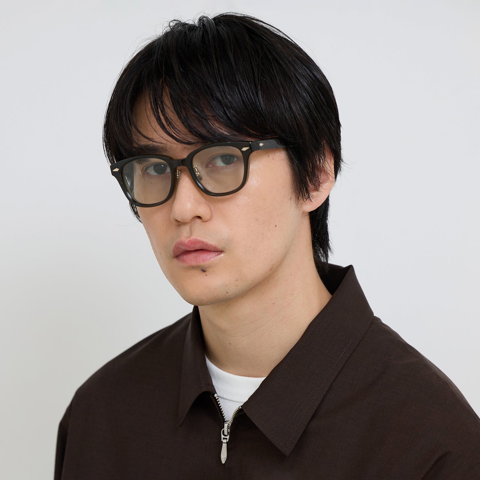 SANSUI FR #5. CLEAR SMOKE OLIVE × GREY GREEN to D.GREY (調光