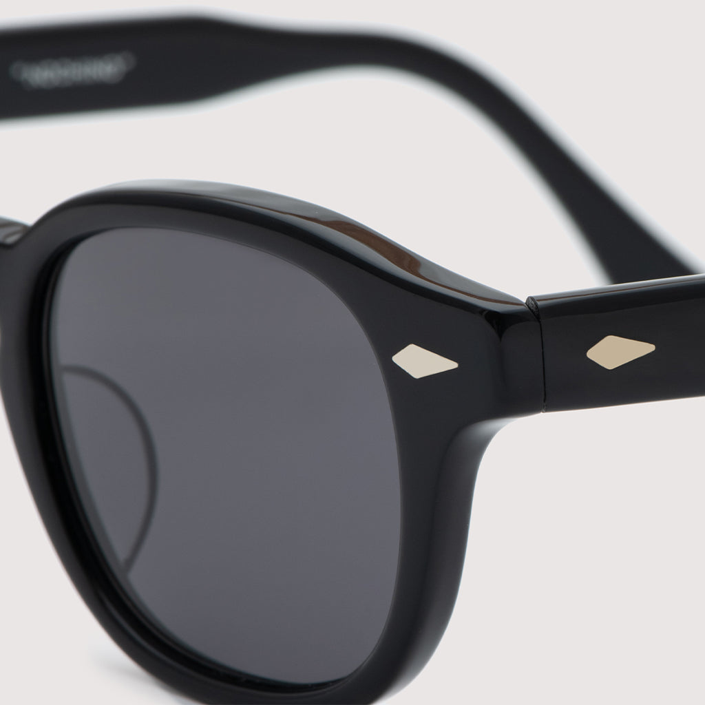 NOCHINO #1 グロスブラック サングラス NOCHINO OPTICAL / SANSUI / #1 GLOSS BLACK - CLEAR to GREY ブラック